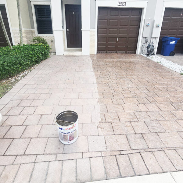 Limpieza-de-Drive-way-y-aplicacion-de-Sealer-propaint-fc